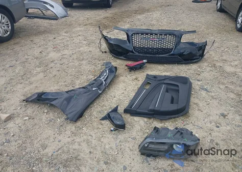 2021 Chrysler 300 300S from USA, damaged, VIN 2C3CCABG7MH640751